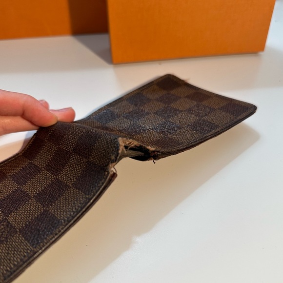 Louis Vuitton Wallet - Picture 4 of 7